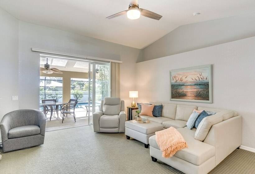 Port Charlotte Home: Heated Pool, Screened Lanai!