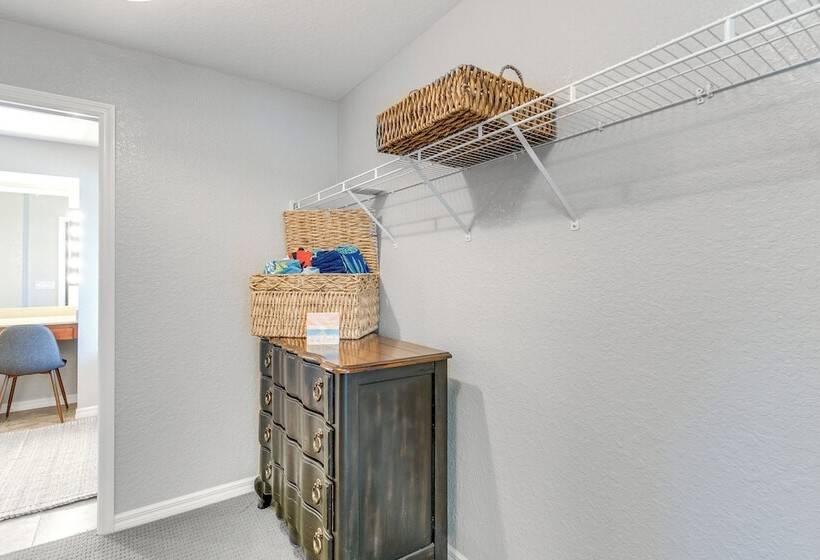 Port Charlotte Home: Heated Pool, Screened Lanai!