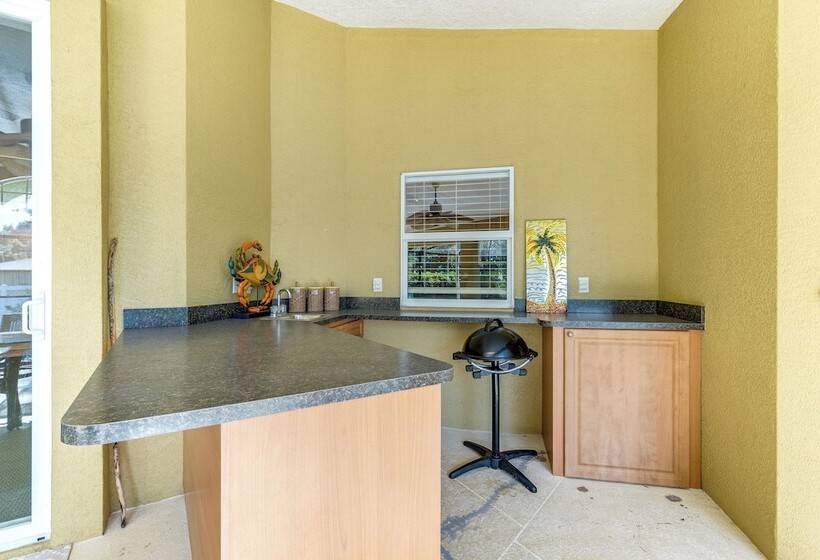 Port Charlotte Home: Heated Pool, Screened Lanai!