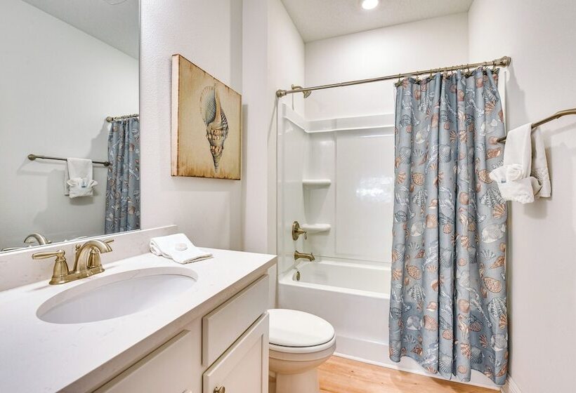 Santa Rosa Beach Home W/ Community Pool!