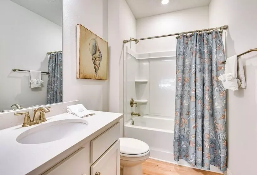 Santa Rosa Beach Home W/ Community Pool!