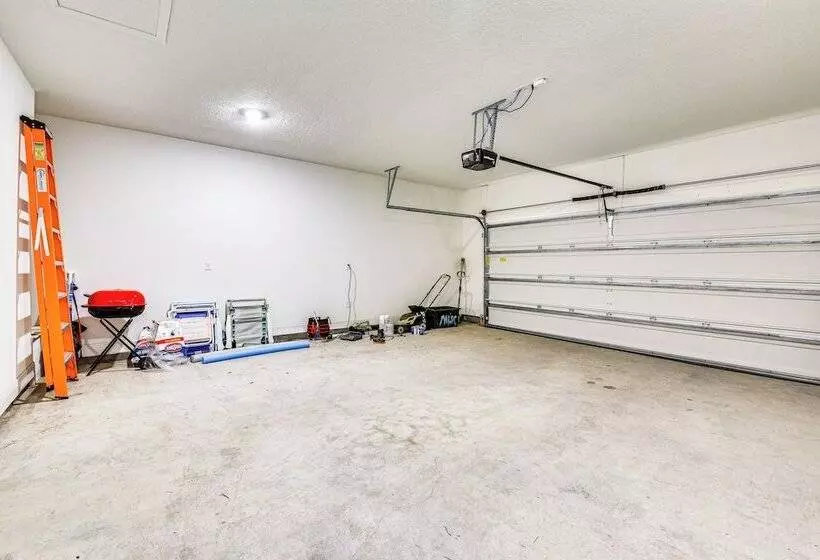 Santa Rosa Beach Home W/ Community Pool!