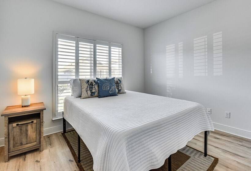 Santa Rosa Beach Home W/ Community Pool!