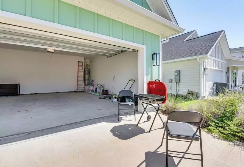 Santa Rosa Beach Home W/ Community Pool!