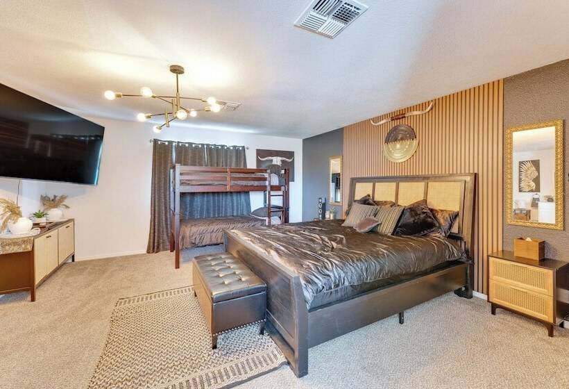 5 Mi To Airport: Bullhead City Villa W/ Mtn Views
