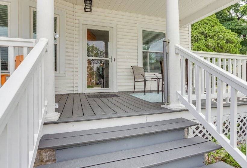 3 Mi To Cedar Point: Sunny Sandusky Home W/ Yard