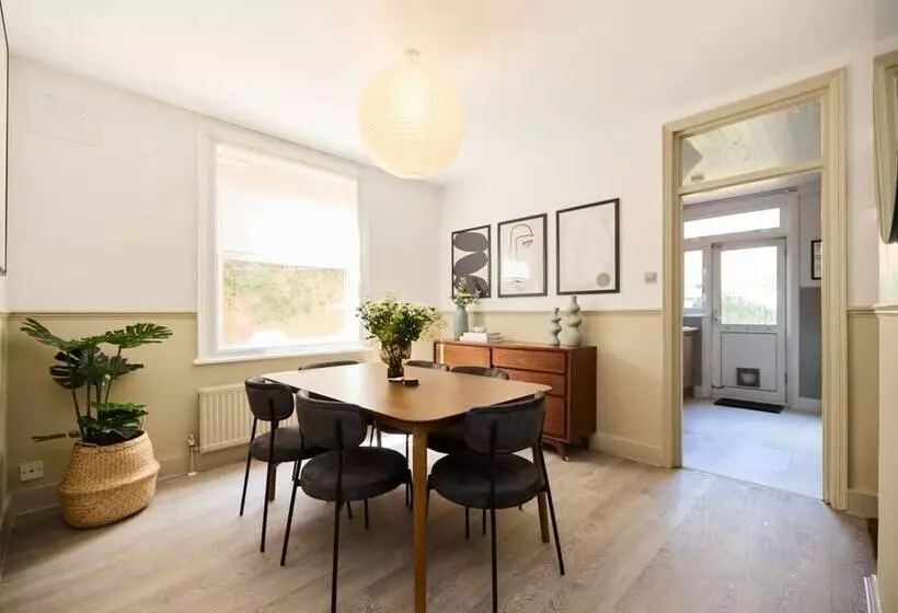 The Furness Hideout   Charming 2bdr House With Garden