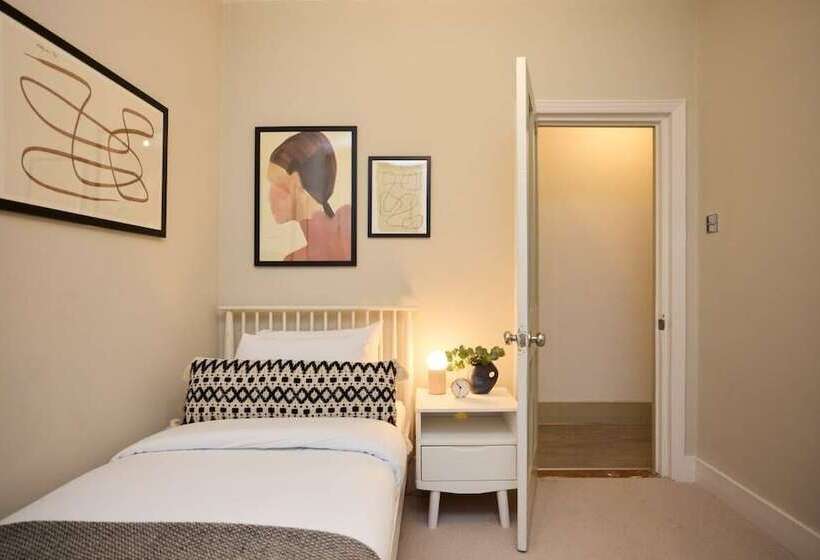 The Furness Hideout Charming 2bdr House With Garden