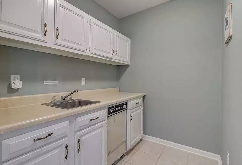 11 43rd Avenue By Avantstay Pool + Close To Beach!