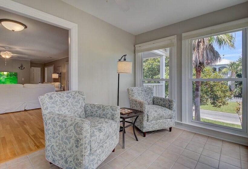 11 43rd Avenue By Avantstay Pool + Close To Beach!