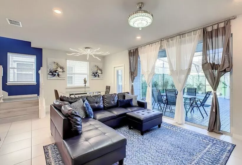 A Touch Of Blue At Windsor Island Resort