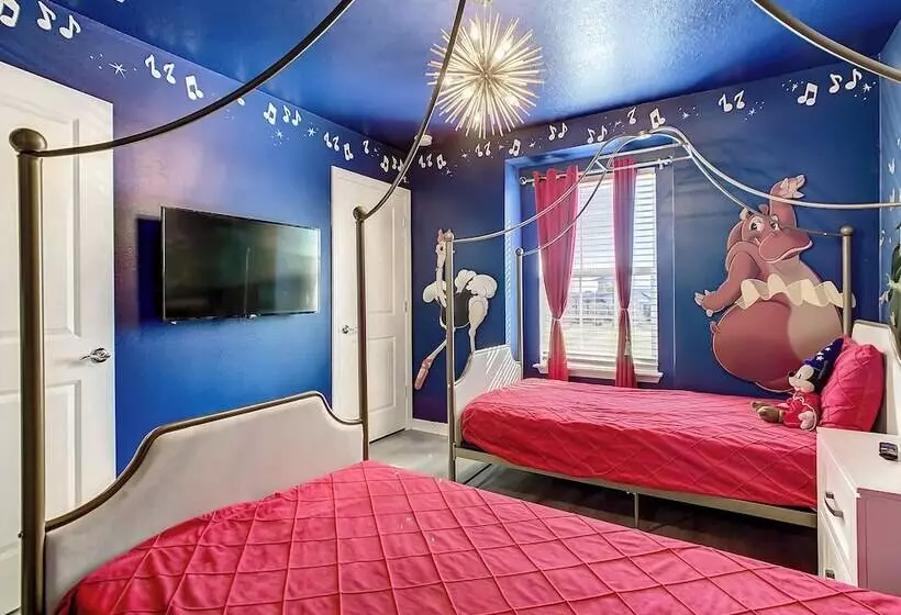 A Touch Of Blue At Windsor Island Resort