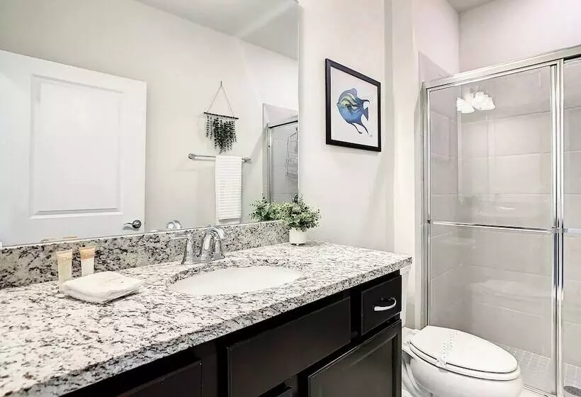 A Touch Of Blue At Windsor Island Resort