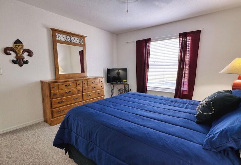 Backyard Fun At Highlands Reserve