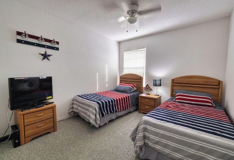 Backyard Fun At Highlands Reserve