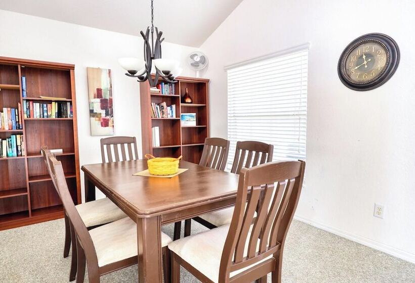 Backyard Fun At Highlands Reserve