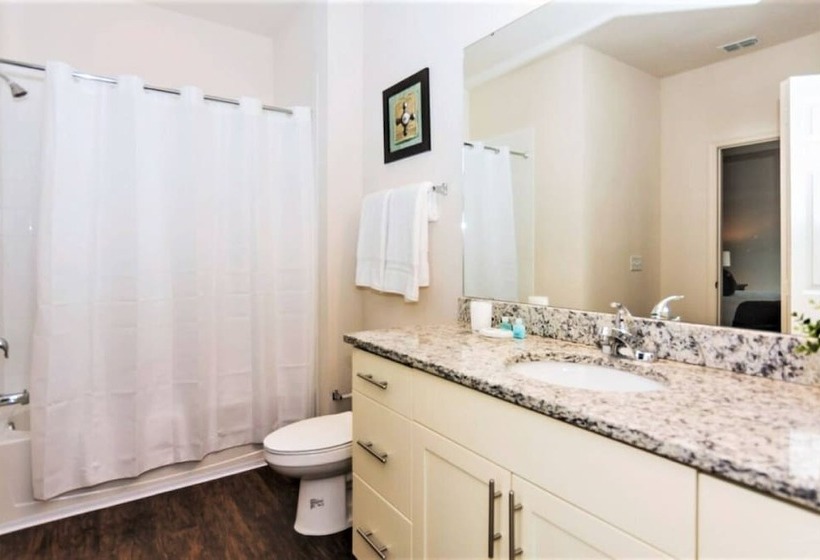 Beautiful Townhouse Next To Disney Parks 24