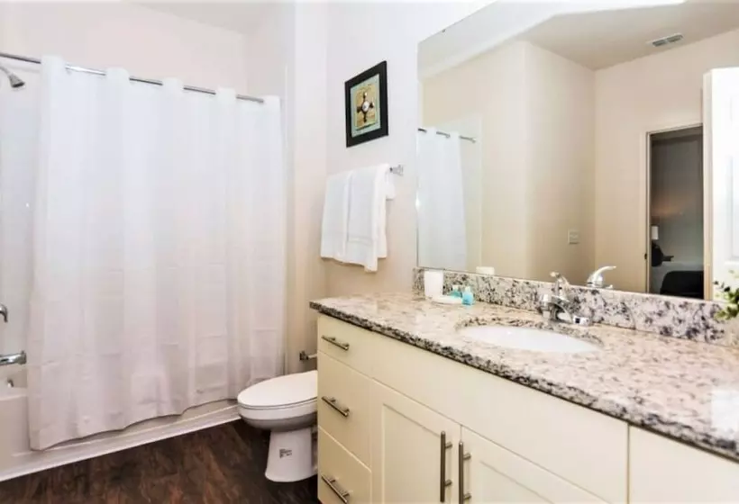 Beautiful Townhouse Next To Disney Parks 24