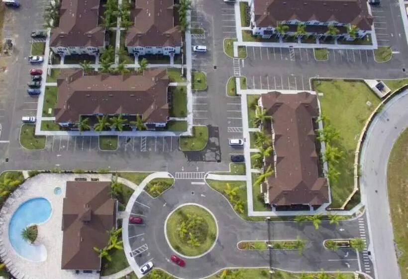 Beautiful Townhouse Next To Disney Parks 24