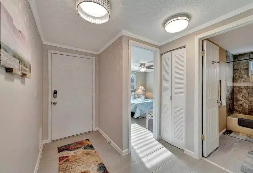 Aamiaismajoitus (B&B) Family Retreats 5 Minutes To The Beach