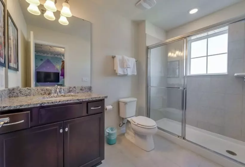 Best Windsor Island House