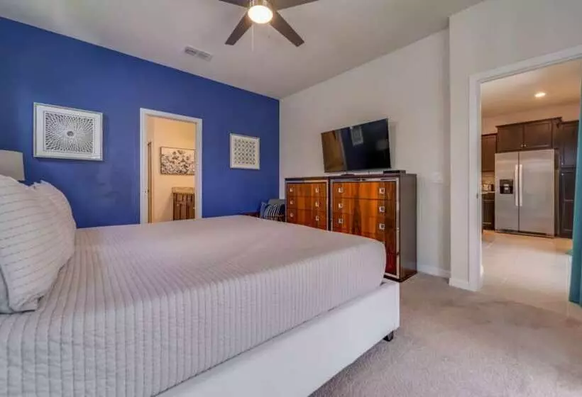 Best Windsor Island House