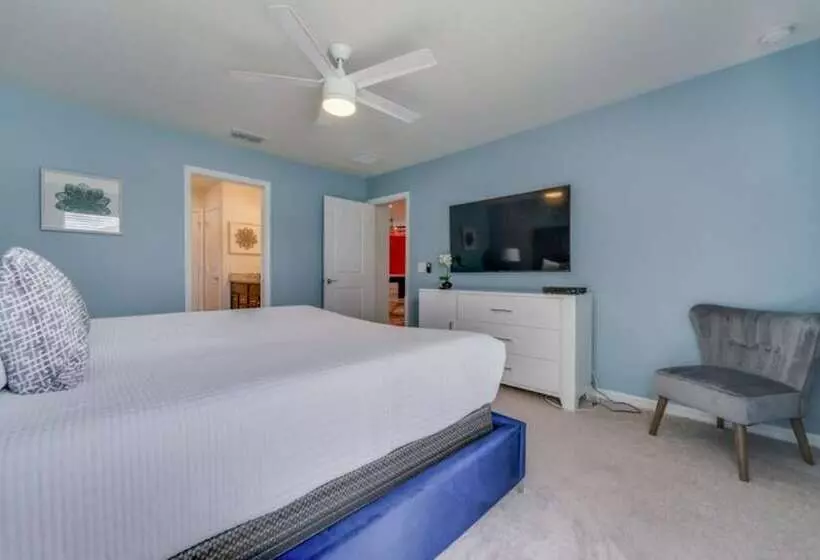 Best Windsor Island House