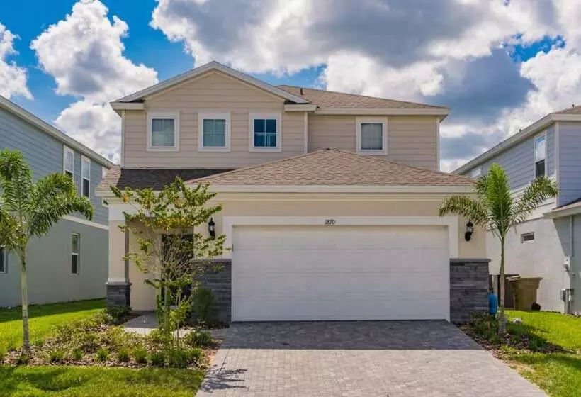 Best Windsor Island House