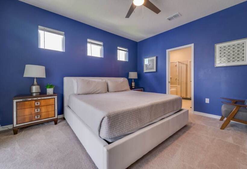 Best Windsor Island House