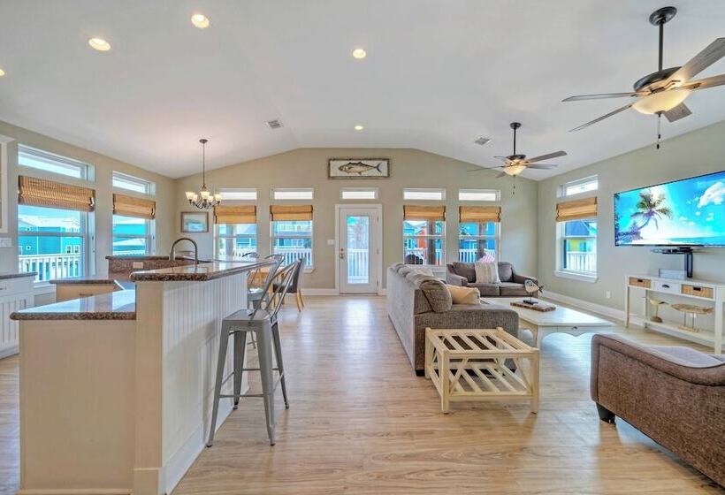 Steps To The Beach, Balcony W/ Ocean View Golf Cart Zone Casa Rosada