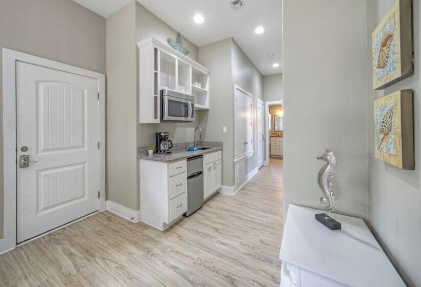Steps To The Beach, Balcony W/ Ocean View Golf Cart Zone Casa Rosada