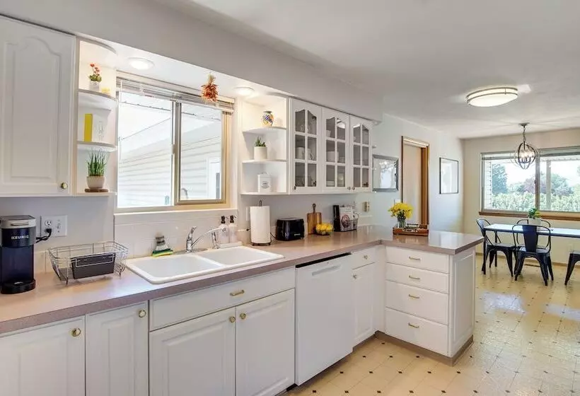 Charming Ellensburg Home W/ Patio < 1 Mi To Cwu!