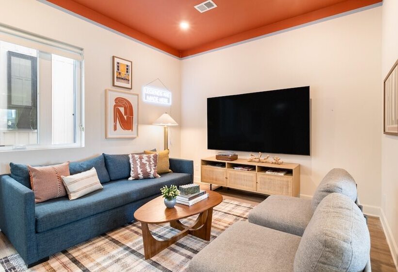 Conway Buyout   4 Units By Avantstay Sleeps 28