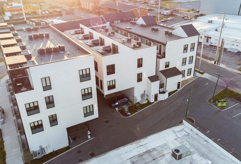 Conway Buyout   4 Units By Avantstay Sleeps 28