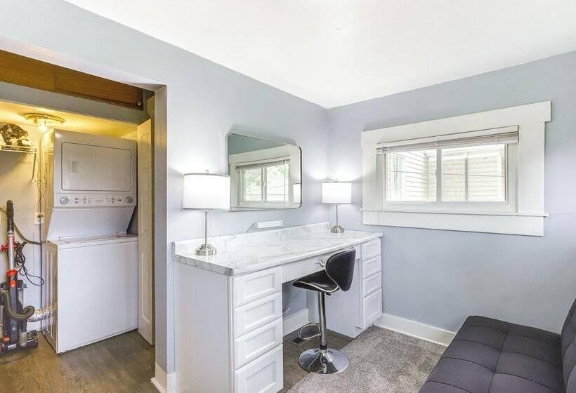 Dog Friendly Dayton Home: 1 Mi To Downtown!