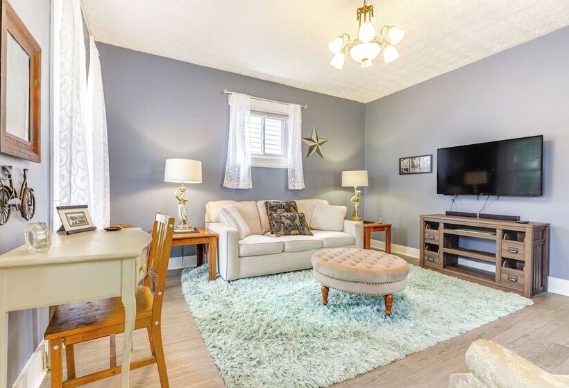 Dog Friendly Dayton Home: 1 Mi To Downtown!