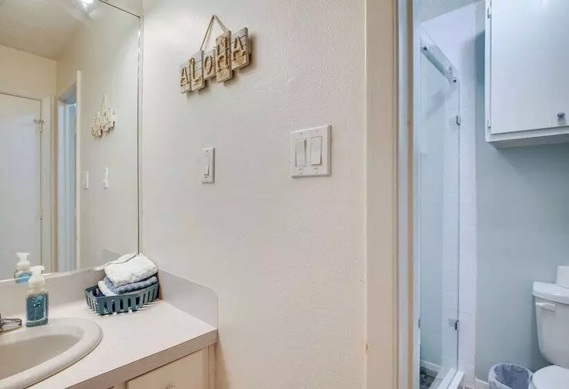 Exquisite Canal Front Home: Access To Lake Conroe!