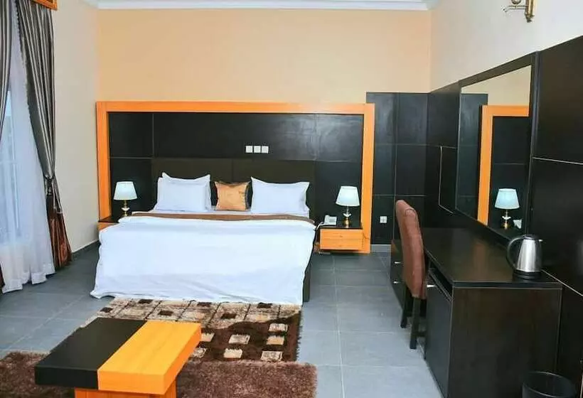 G-throne Hotel And Suites