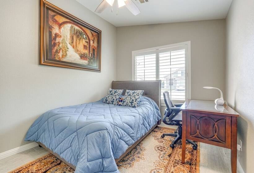 Gilbert Home Near Dtwn: Fire Pits, Grill & More!