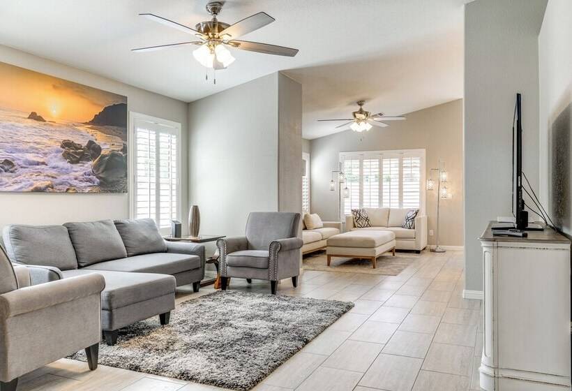 Gilbert Home Near Dtwn: Fire Pits, Grill & More!