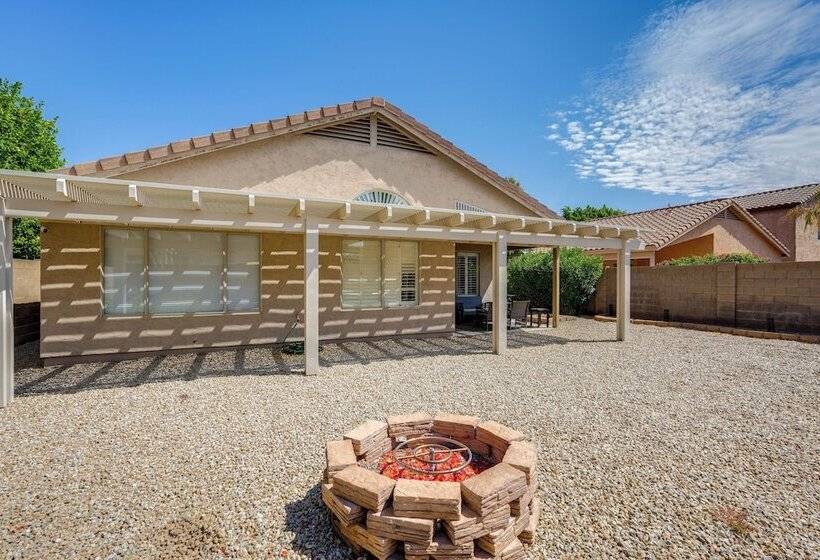 Gilbert Home Near Dtwn: Fire Pits, Grill & More!