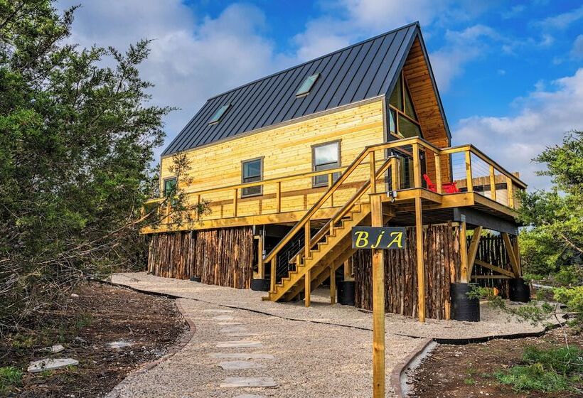 Otel Bia Treehouse Fredericksburg