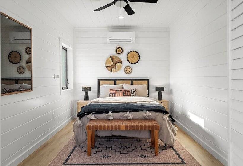 Otel Bia Treehouse Fredericksburg