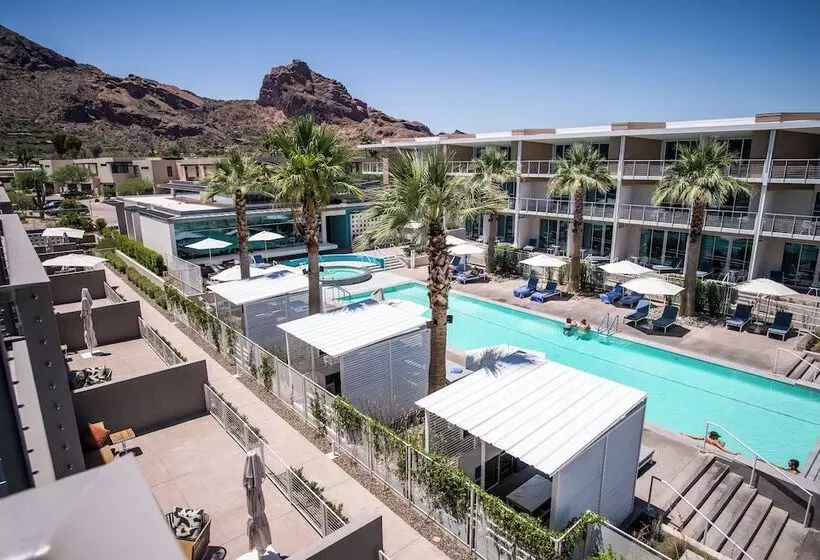 ホテル Residences At Mountain Shadows