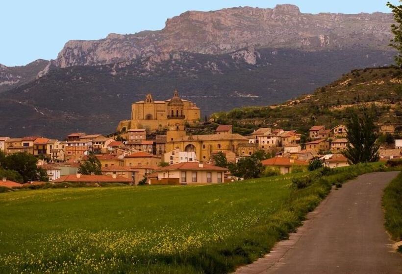 Hotel Solar De Quintano