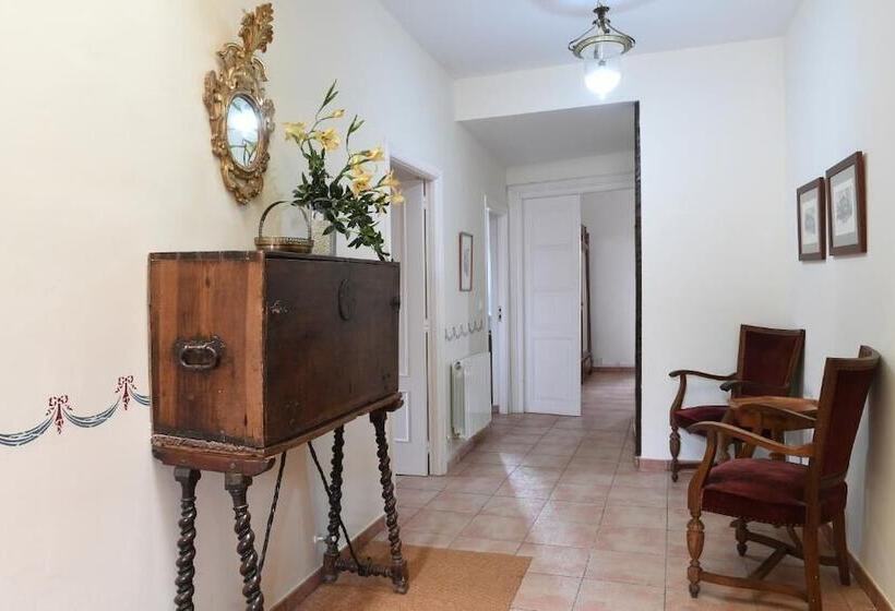 Hotel Solar De Quintano