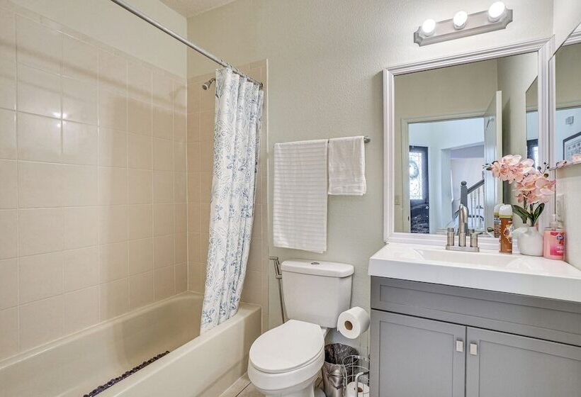 Kissimmee Home W/ Amenity Access: Near Disney!