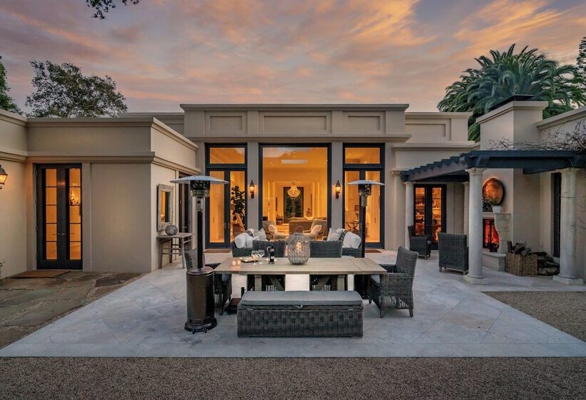 Lavish Montecito Home W/ Hot Tub, Patio & Gardens!