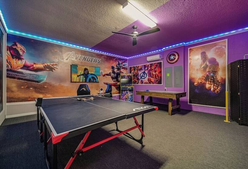 Living Large On Lelani