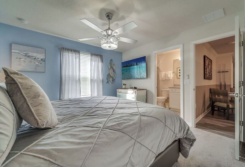 Living Large On Lelani